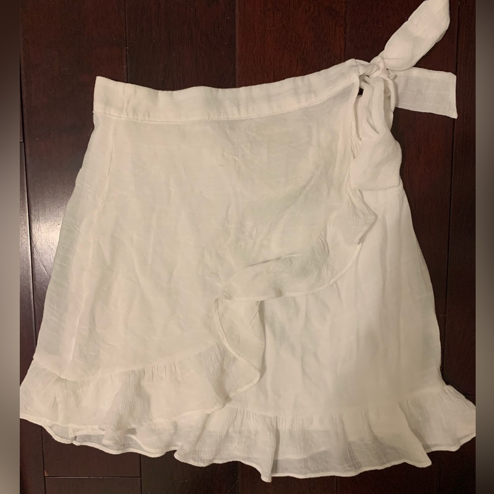 Altar’d State skirt size medium